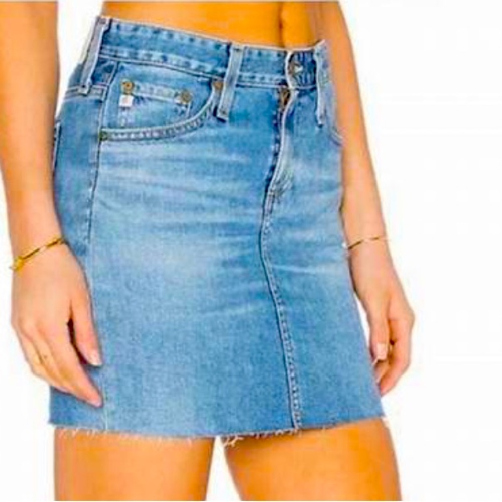 NWOT AG JEANS A-LINE MINI SKIRT MEDIUM WASH W/FIVE POCKET DESIGN/FRAYED HEM 28